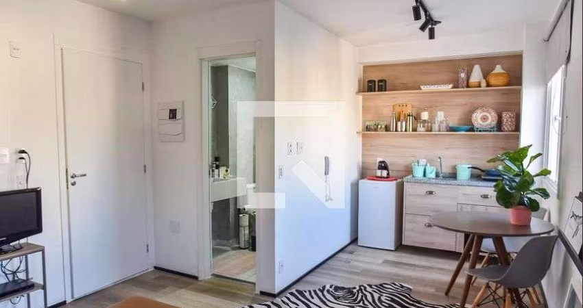 Apartamento à Venda - Liberdade, 1 Quarto,  30 m2