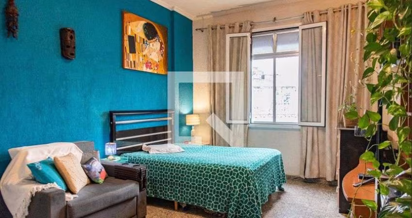 Apartamento à Venda - Liberdade, 1 Quarto,  31 m2
