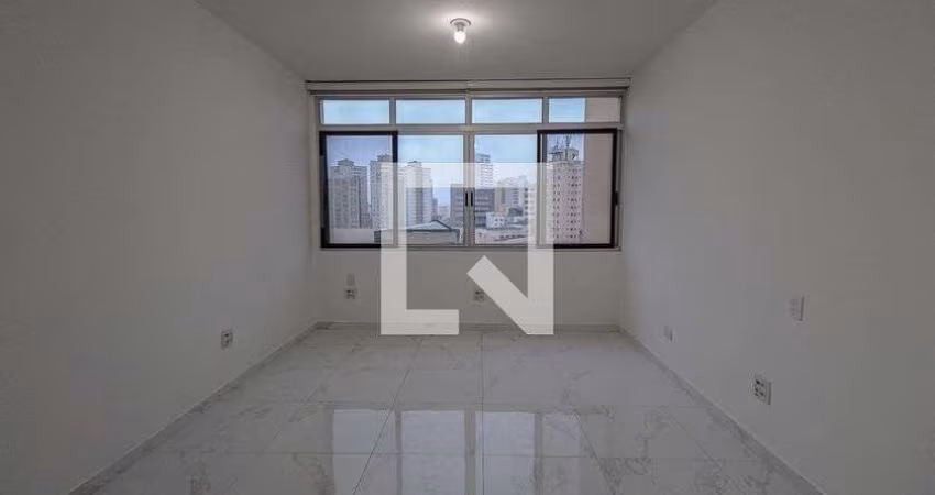 Apartamento à Venda - Liberdade, 1 Quarto,  30 m2