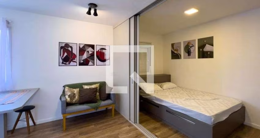 Apartamento à Venda - Liberdade, 1 Quarto,  24 m2
