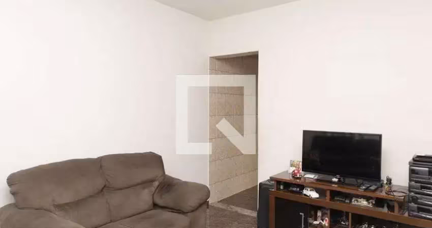 Casa à Venda - Vila Jacuí, 3 Quartos,  100 m2