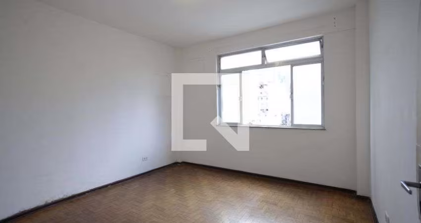 Apartamento à Venda - Liberdade, 1 Quarto,  49 m2