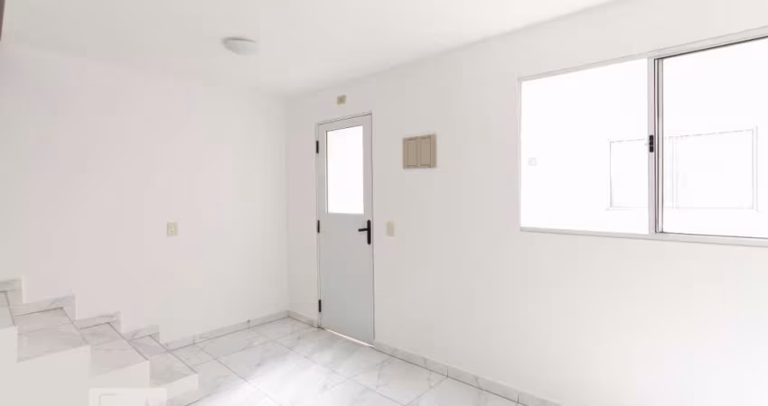 Casa à Venda - Vila Mascote, 2 Quartos,  76 m2
