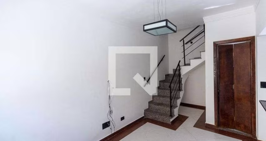 Casa à Venda - Vila Ré, 2 Quartos,  70 m2