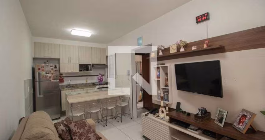 Casa à Venda - Vila Constança , 1 Quarto,  42 m2