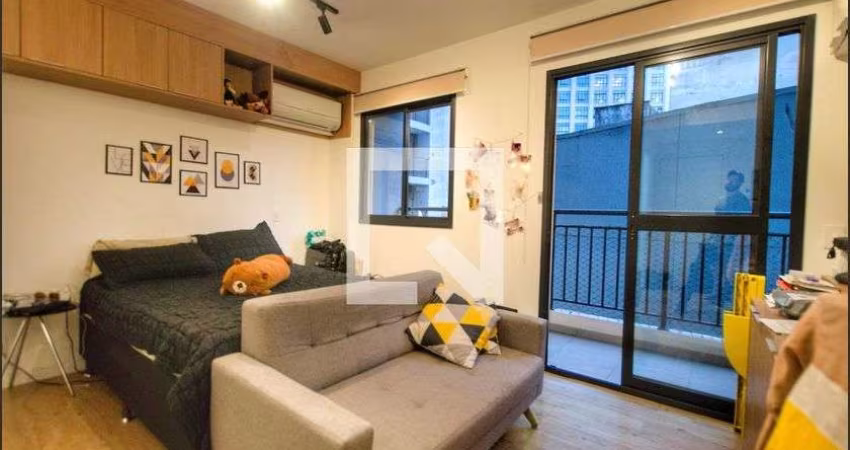 Apartamento à Venda - Liberdade, 1 Quarto,  26 m2