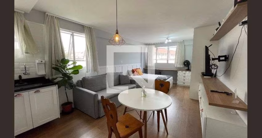 Apartamento à Venda - Jardim Éster Yolanda, 1 Quarto,  27 m2