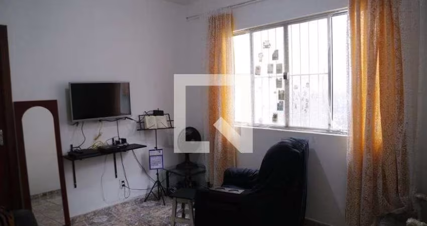 Casa à Venda - Jardim Peri, 4 Quartos,  125 m2