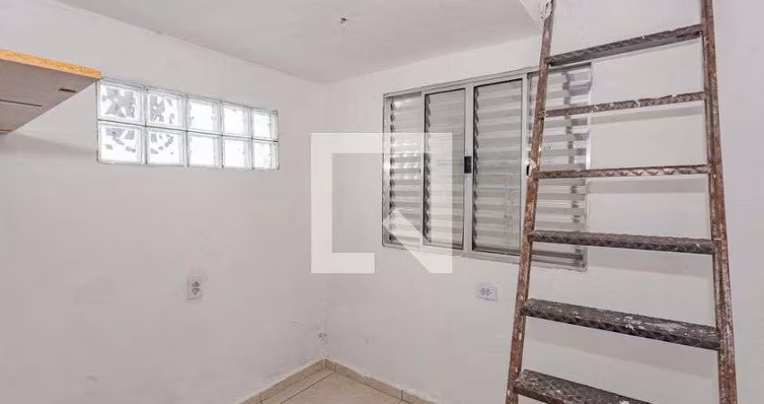 Casa à Venda - Vila das Mercês, 1 Quarto,  30 m2