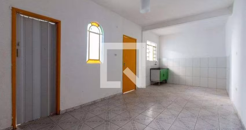 Casa à Venda - Vila Jacuí, 1 Quarto,  50 m2