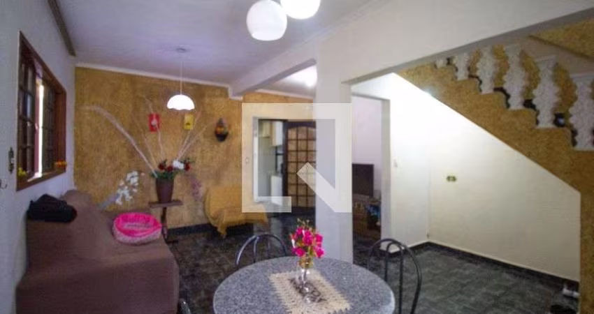 Casa à Venda - Vila Jacuí, 5 Quartos,  180 m2