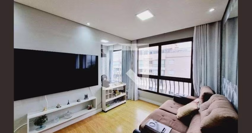 Apartamento à Venda - Jardim Éster Yolanda, 2 Quartos,  63 m2