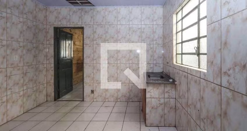 Casa à Venda - Vila Liviero, 1 Quarto,  32 m2