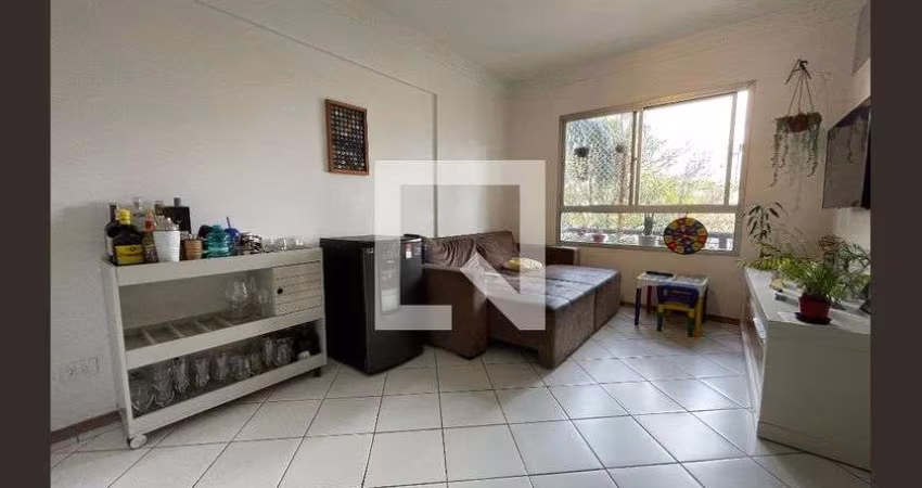 Apartamento à Venda - Jardim Éster Yolanda, 2 Quartos,  71 m2