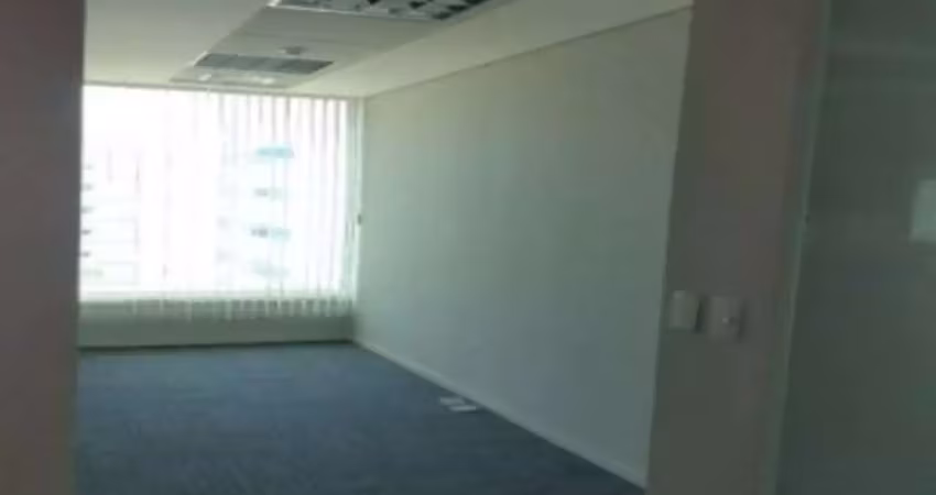 Sala comercial com 15 salas para alugar na Avenida Maria Coelho Aguiar, 215, Jardim São Luís, São Paulo