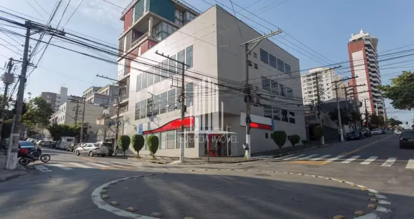 Sala comercial para locação na vila madalena, são paulo-sp: 2 banheiros, 2 vagas de garagem, 159m² de área.