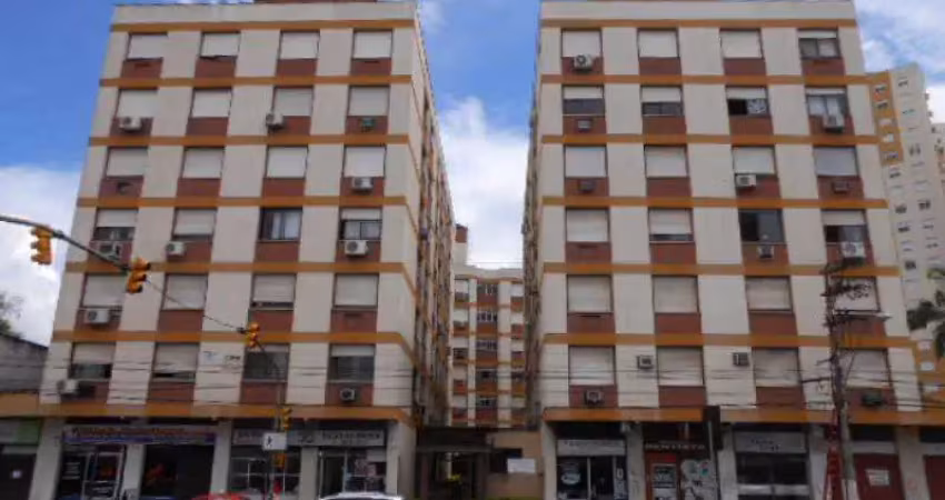 Apto 2 dormitórios, sala, cozinha, banheiro e área de serviços, com 61 m² de área útil, piso frio,  no 3º andar , , prédio com elevador
