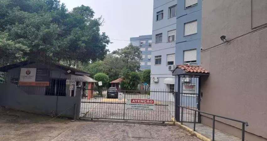 Ótimo apto com 02 dormitórios, sala, cozinha , banheiro, área de serviços  e 01 box de estacionameno escriturado