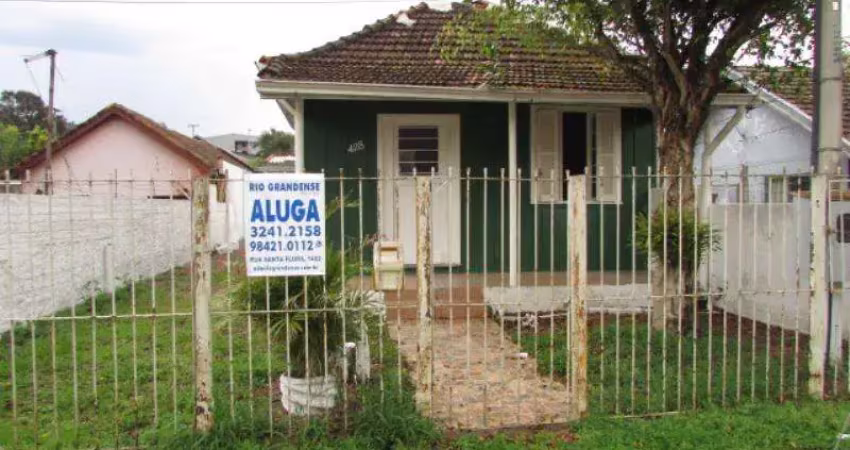 Casa no bairro cavalhada com 55 m2, 2 dormitórios, área de serviço, banheiro social, cozinha, garagem, pátio, sala de estar, tanque