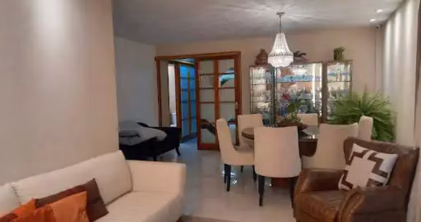 Cobertura com 4 dormitórios à venda, 263 m² por R$ 3.000.000,00 - Camboinhas - Niterói/RJ