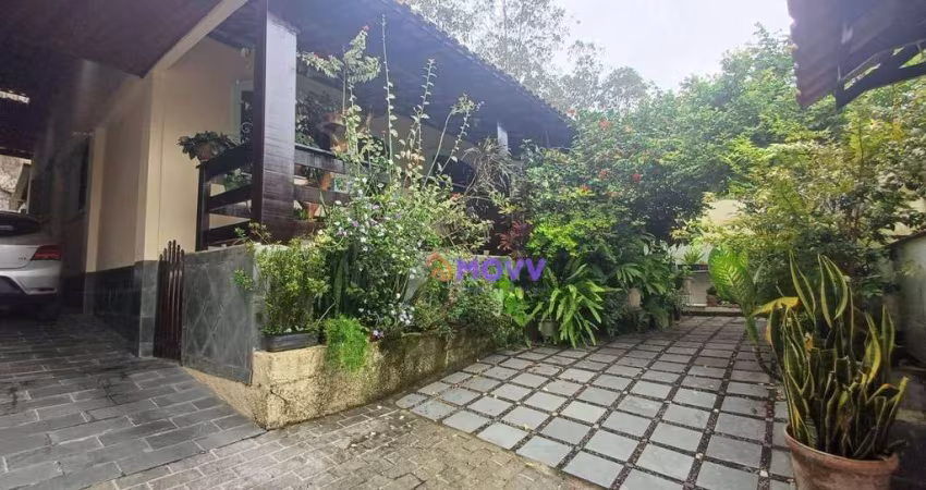 Casa com 3 dormitórios à venda, 133 m² por R$ 530.000,00 - Santa Rosa - Niterói/RJ