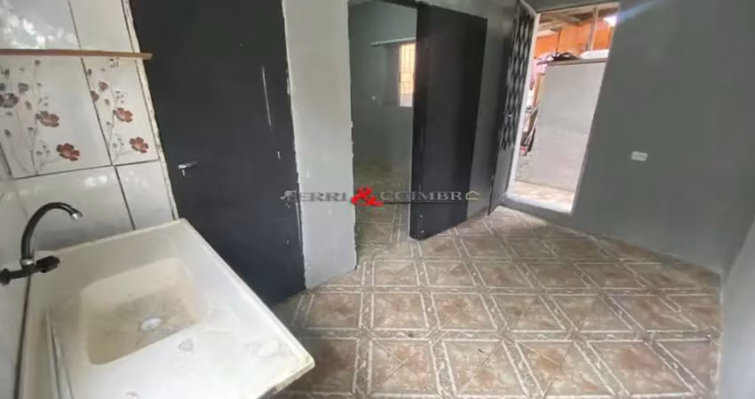 Kitnet / Stúdio para alugar na Rua Comendador Antunes dos Santos, Jardim Vaz de Lima, São Paulo