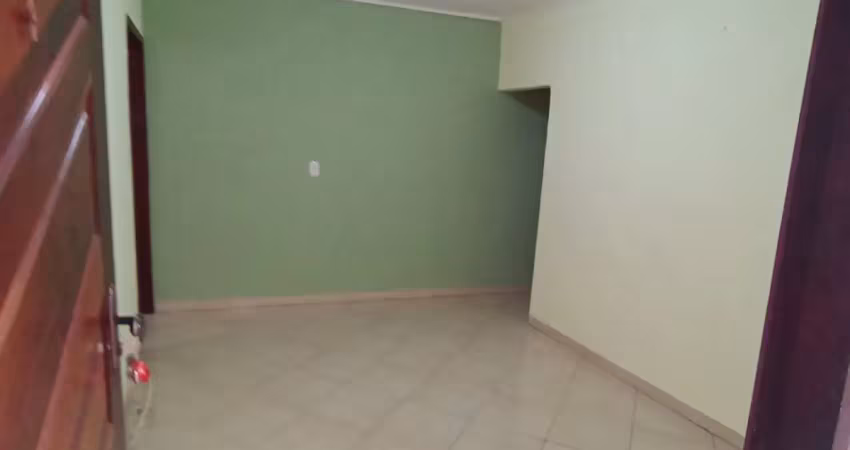 Imóvel com 2 casas  - oportunidade - ótima condição
