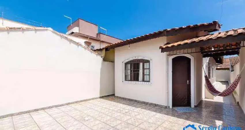CASA A 700M DO MAR! 2 QUARTOS - QUINTAL COM CHURRASQUEIRA ITANHAEM/SP
