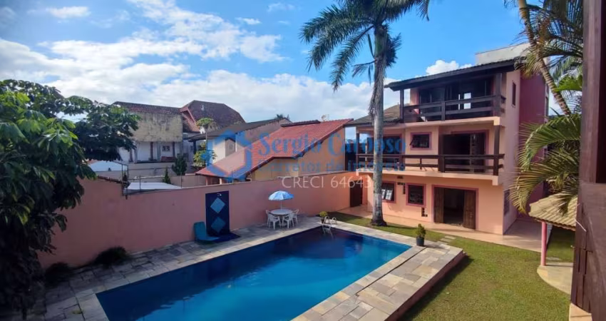 CASA MEGA TOP  5 SUÍTES  PISCINA  CHURRASQUEIRA   150 M MAR  ITANHAÉM SP