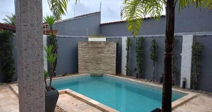 CASA ALTO PADRÃO 3 SUÍTES À 200M DA PRAIA! OPORTUNIDADE ÚNICA! ITANHAÉM/SP