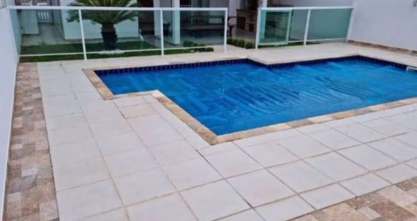 SOBRADO ALTO PADRÃO PÉ NA AREIA! 4 QUARTOS 2 SUÍTES E PISCINA AQUECIDA!