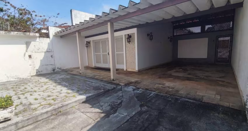 3 QUARTOS SUÍTE  180 M MAR BAIRRO NOBRE DE ITANHAÉM SP