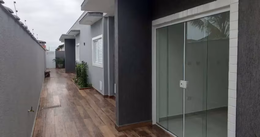 Novidade condomíno lado praia 2 quartos quintal churrasqueira itanhaém sp
