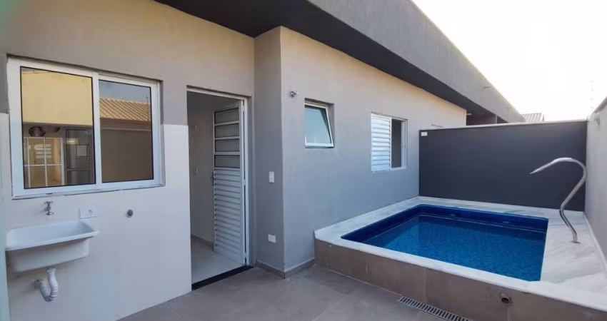 CASA EM CONDOMINIO PROJETO DIFERENCIADO PISCINA PRIVATIVA ITANHAÉM SP