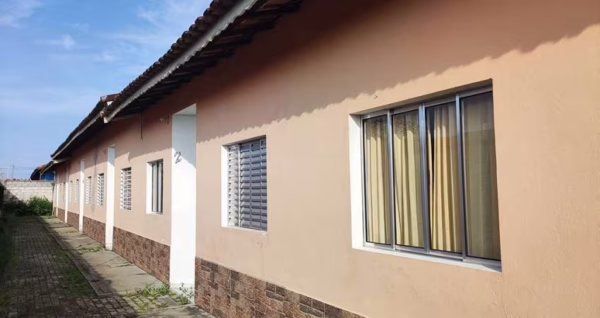 OPORTUNIDADE! CASA EM CONDOMÍNIO 2 QUARTOS 1 SUÍTE QUINTAL C CHURRASQUEIRA!