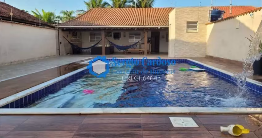 CASA NA PRAIA COM AMPLO QUINTAL PISCINA E VARANDA GOURMET - 500M DO MAR!