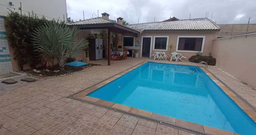 SOBRADÃO  3 QUARTOS  PISCINA E ÁREA GOURMET 200 M MAR ITANHAÉM SP