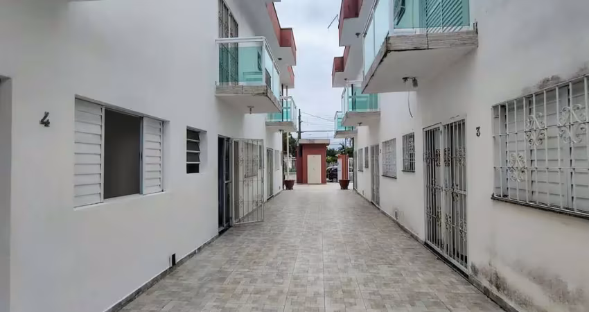 Sobrado em condominio fechado 650m do mar - lado praia itanhaem/sp