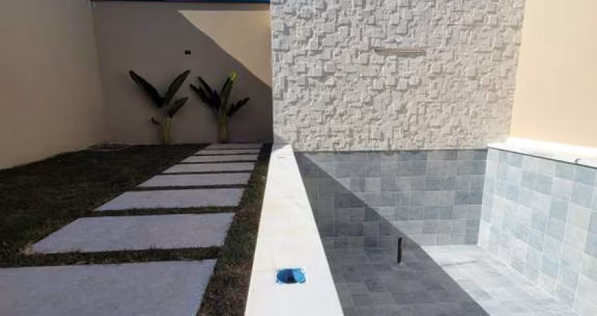 CASA NOVA COM PISCINA - 2 QUARTOS 1 SUÍTE - LADO PRAIA - ITANHAEM/SP