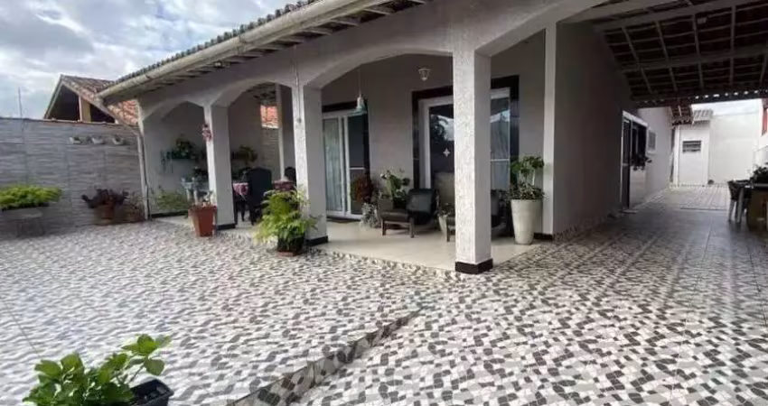 CASA NO CIBRATEL 1 COM 3 QUARTOS + EDÍCULA - 200M DO MAR! ITANHAEM/SP
