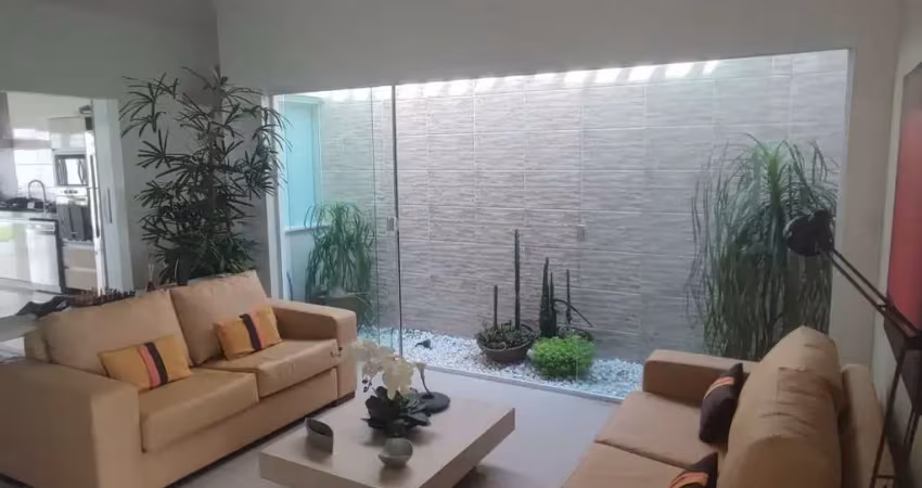 Casa top 3 quartos ótimo acabamento  local nobre  150 m mar itanhaém sp