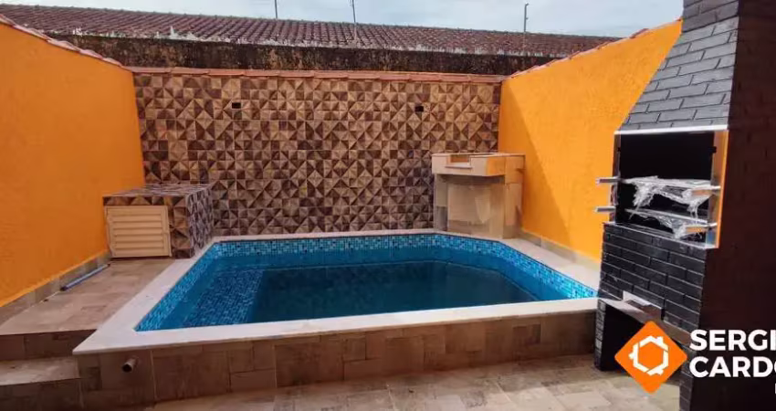 Sobrados em condomínio lado praia com piscina e churrasqueira itanhaém/sp