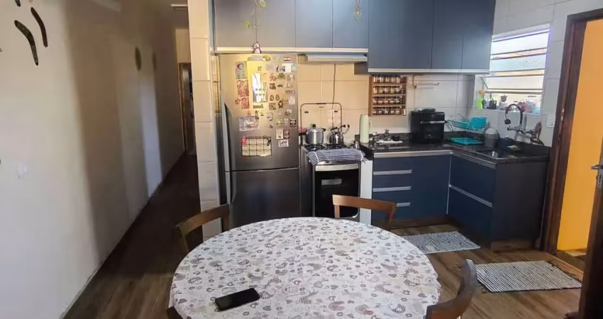 Casa 2 quartos  ótimo acabamento apenas  450m mar itanhaém sp