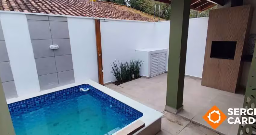 Casa em condomínio fechado 50m do mar! 2 quartos 3 banheiros itanhaem/sp