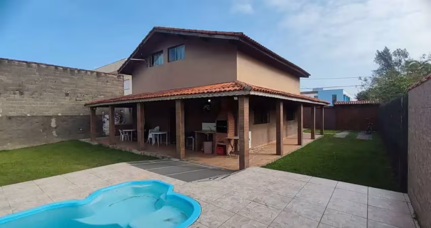 CASA AMPLA 5 QUARTOS PISCINA A 300M DO MAR  ITANHAÉM SP