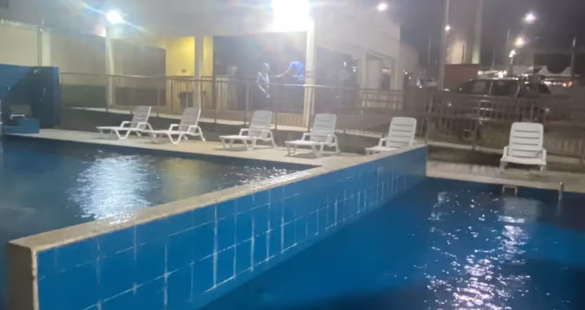 Alugo apartamento lindo 2/4 valor ja com taxas inclusas com área de lazer