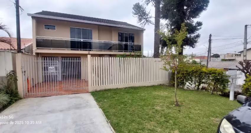Lindo sobrado coo cinco dorms sendotrês suite bem no coração de curitiba paraná