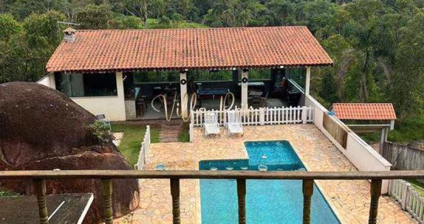 Chácara com 4 dorms, Fazenda Aya, Suzano - R$ 1.1 mi, Cod: 396