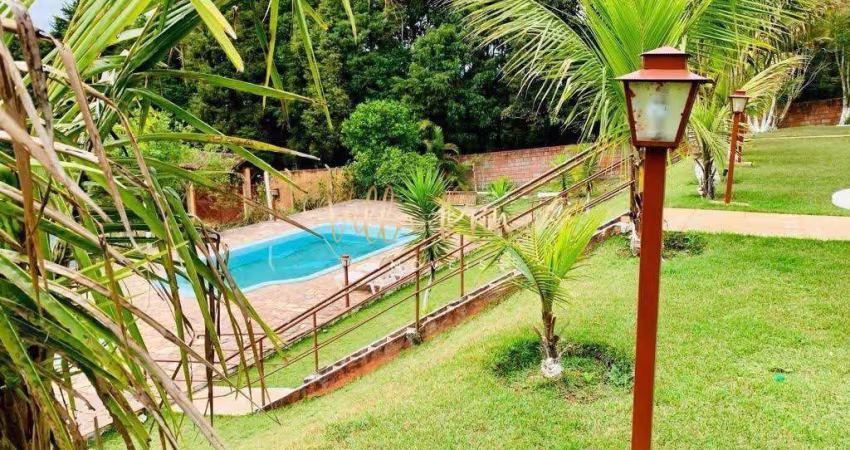 Chácara com 5 dorms, Vila Oliveira, Mogi das Cruzes - R$ 750 mil, Cod: 656