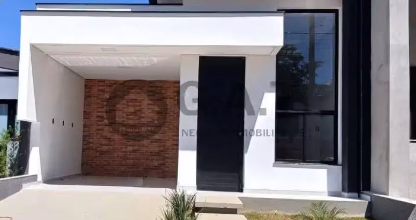 CASA EM CONDOMÍNIO À VENDA NO RESIDENCIAL JARDIM - SOROCABA/SP